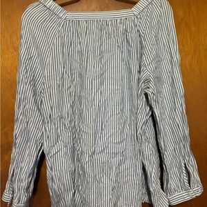 Old Navy XL Blue and White Strip shirt